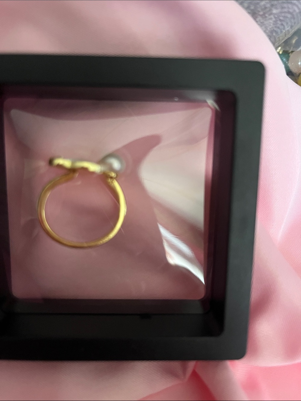 Gold Pearl Accent Women's Ring